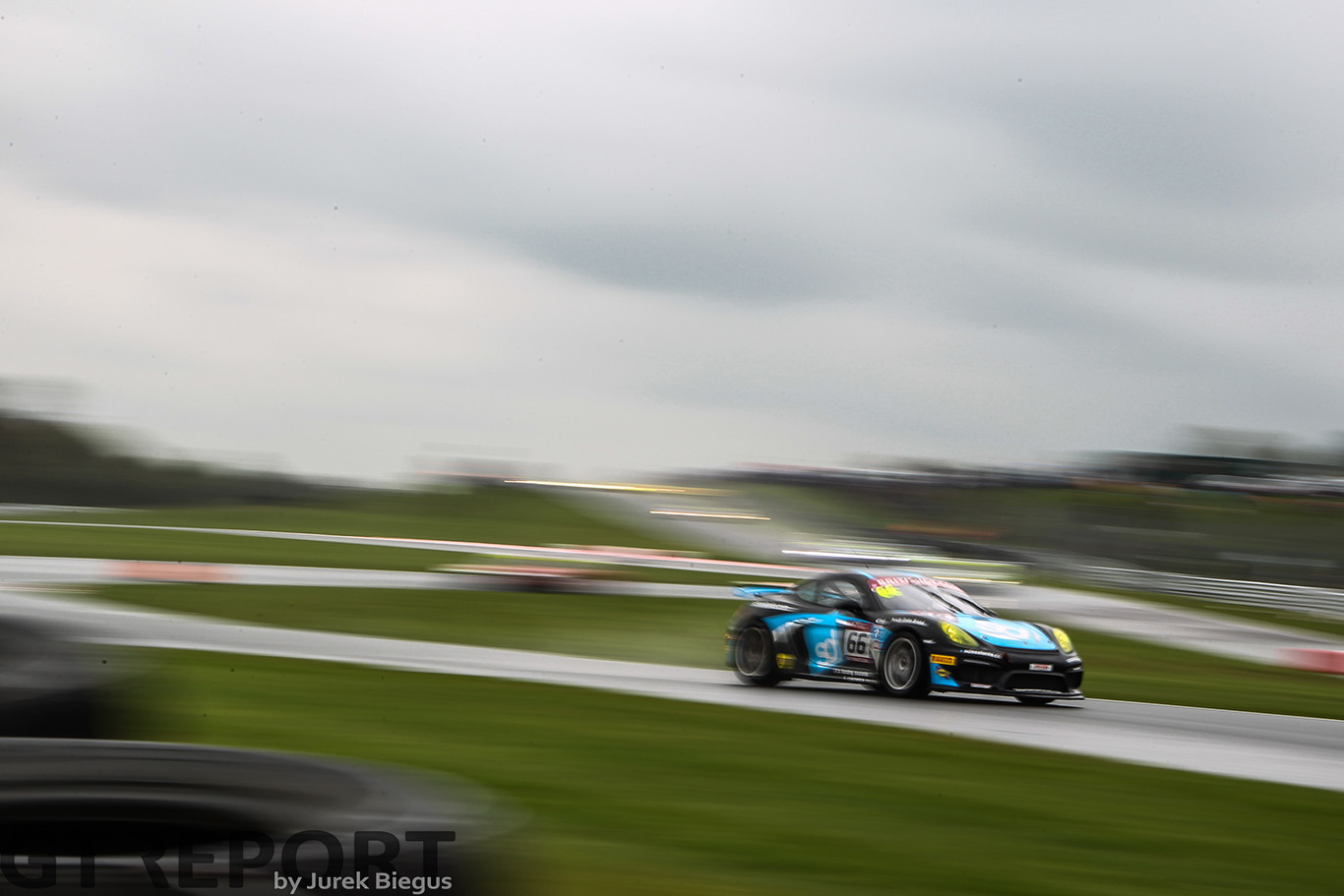 Team Parker Racing | Porsche Cayman GT4 Clubsport MR | Nick Jones | Scptt Malvern | British GT Championship | Oulton Park | 17 April 2017 | Photo: Jurek Biegus