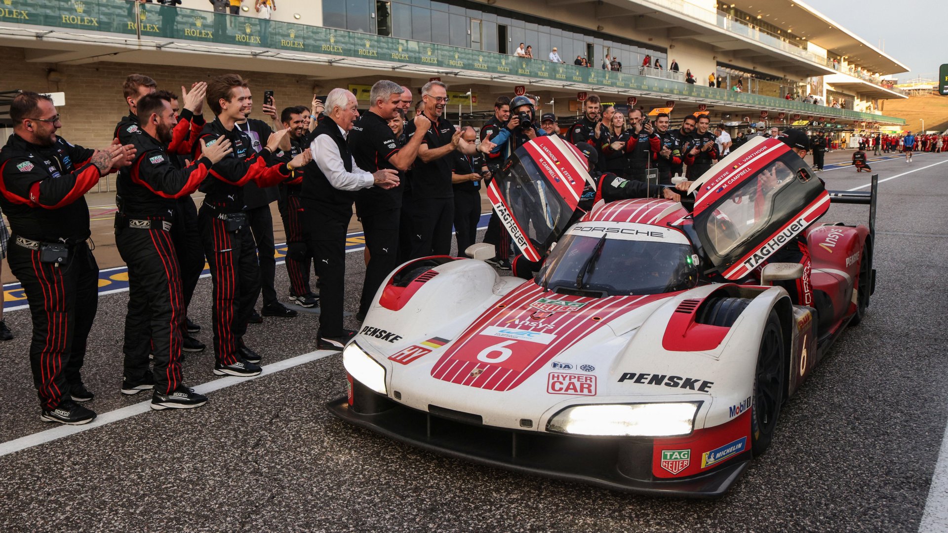 FIA WEC Lonestar Le Mans: First 2025 victory for Porsche at soaked COTA