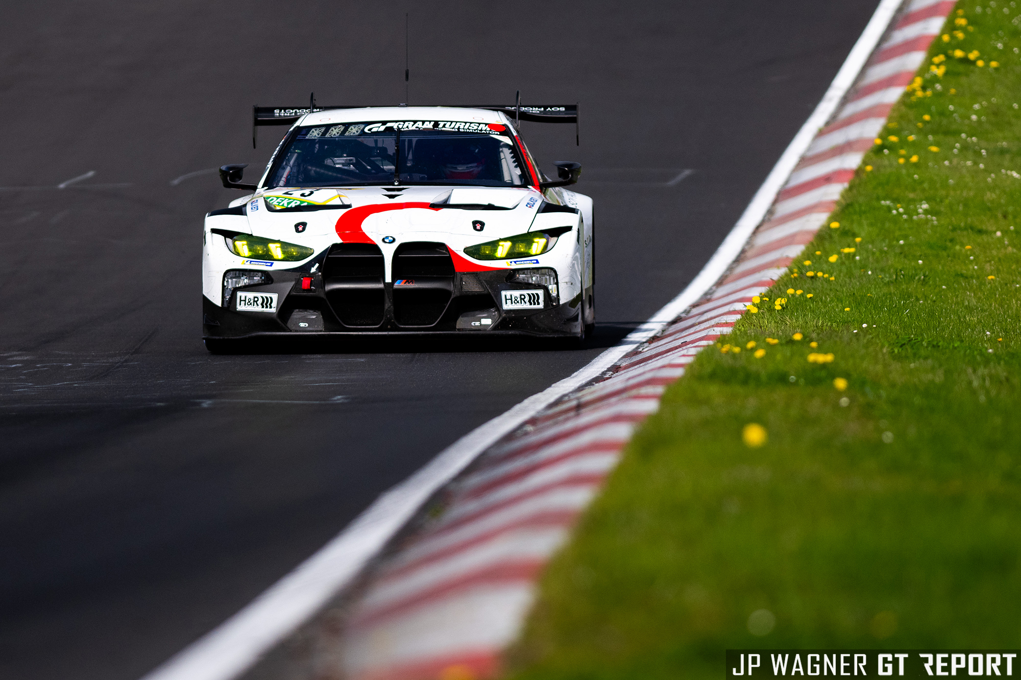 24h Nürburgring Qualifiers: Gamota Racing Takes Pole