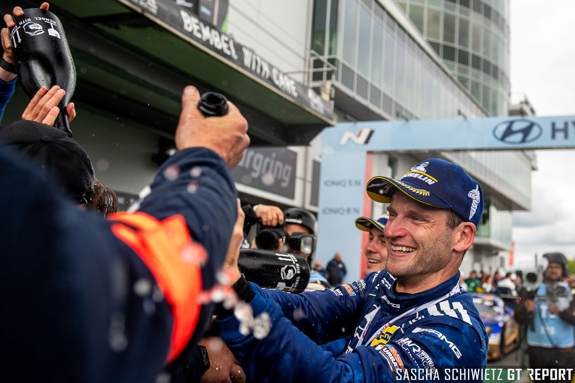 Maro Engel gifts former rival Nürburgring 24h victory: “I promised him we would take this win together”