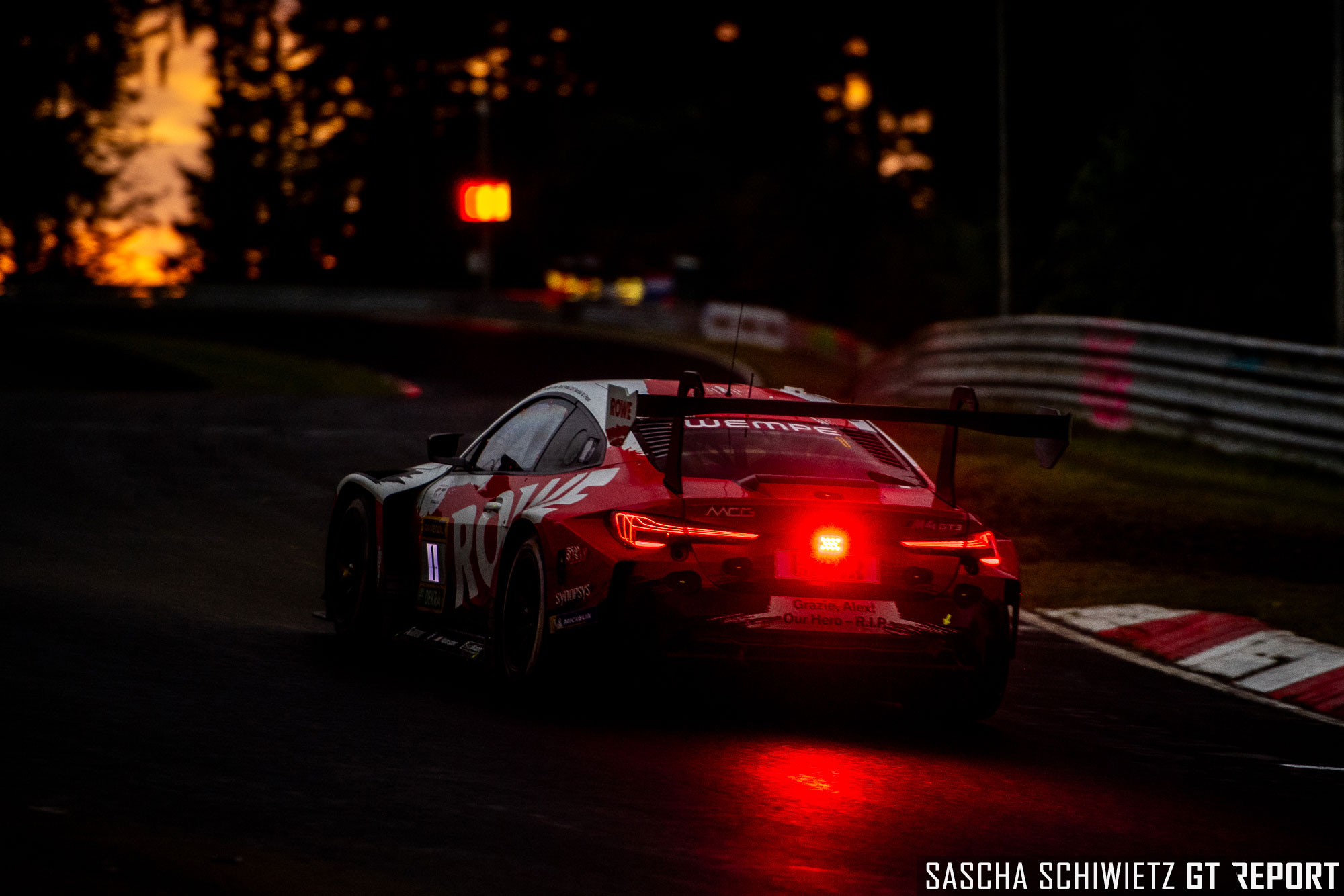Nürburgring 24h photo gallery: Rain, sunset and night action during the opening hours