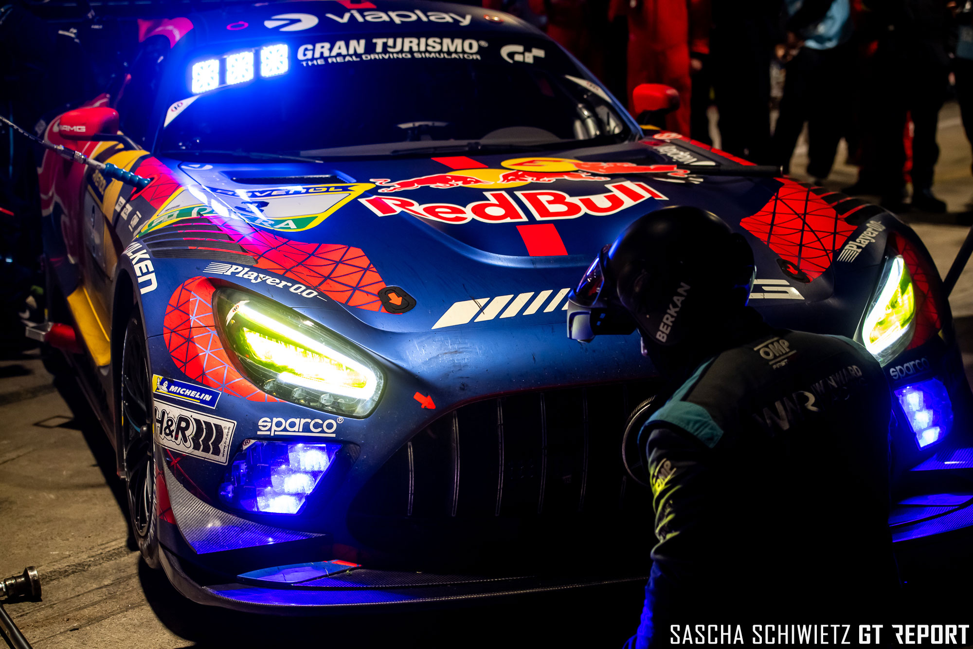 Nürburgring 24h – 21 Hours: Verstappen Racing’s victory hopes fade after driveshaft damage