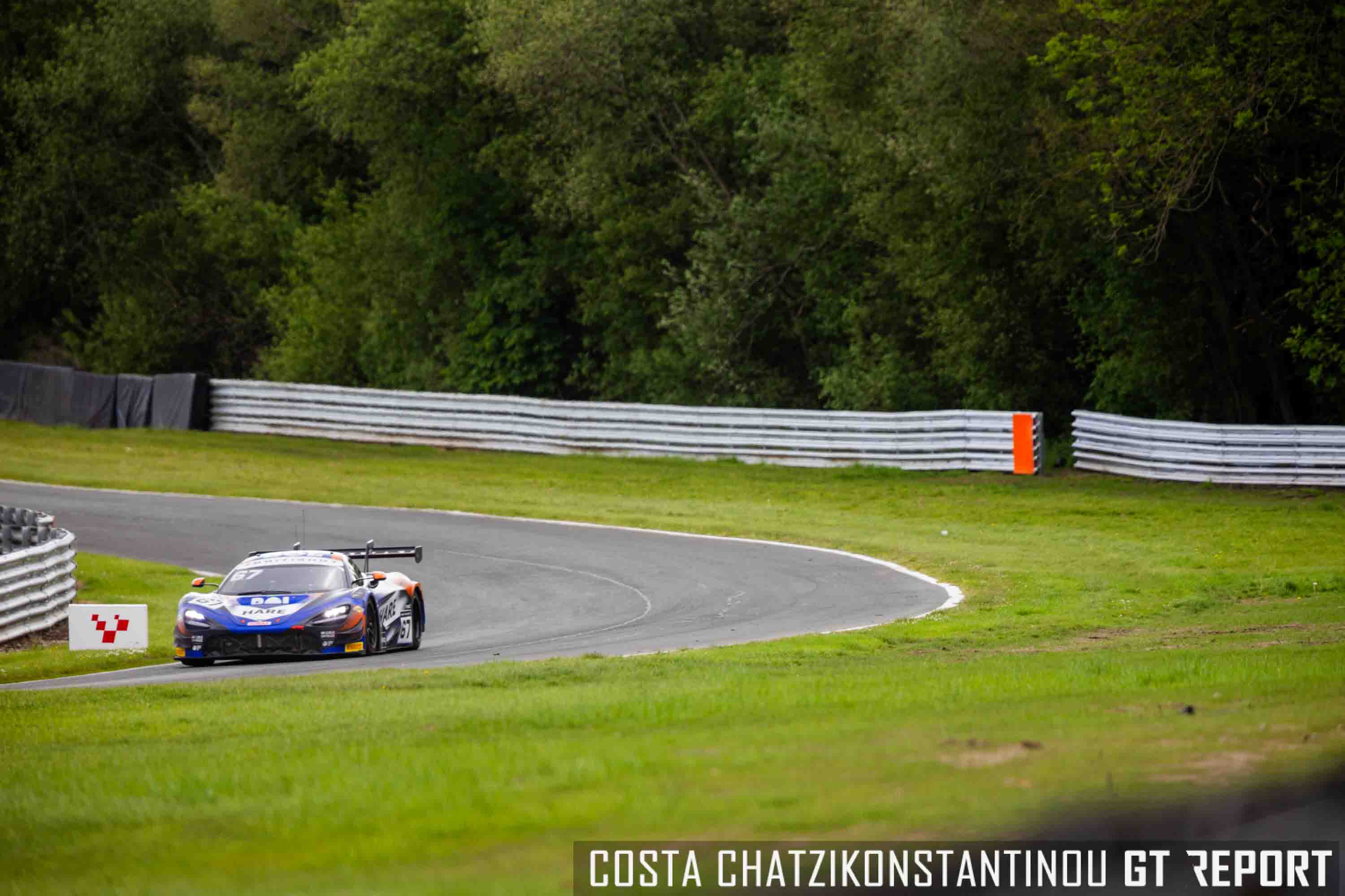 British GT Oulton Park: Orange Racing and Barwell Motorsport storm scorching practices