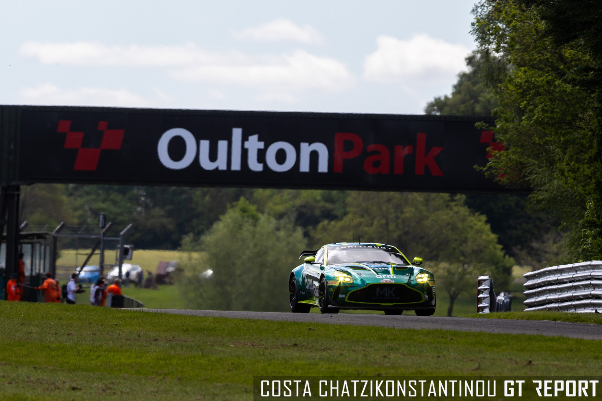 #21 MK Racing Aston Martin Vantage AMR GT4 of Will Orton and Jessica Hawkins in British GT 2026