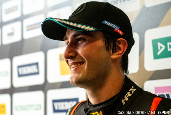 DTM-26-LAU-Race1-18
