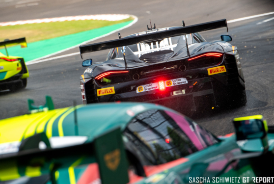 DTM-26-LAU-Race1-19