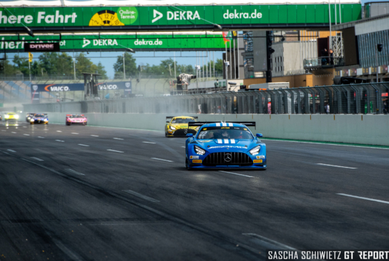 DTM-26-LAU-Race1-23