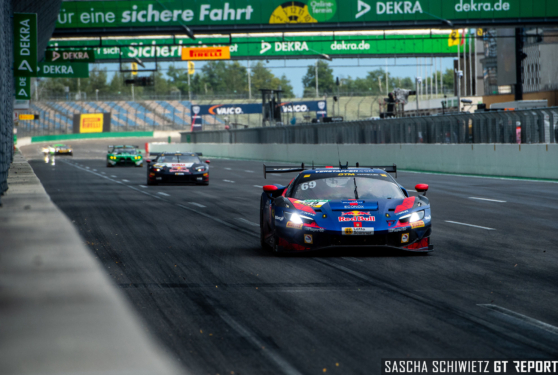 DTM-26-LAU-Race1-26