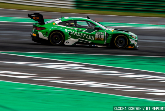 DTM-26-LAU-Race1-35