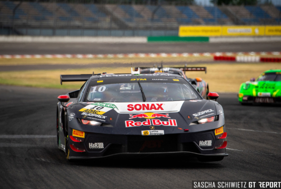DTM-26-LAU-Race1-41