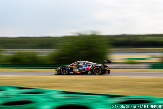 DTM-26-LAU-Race1-51