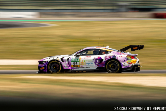 DTM-26-LAU-Race2-08