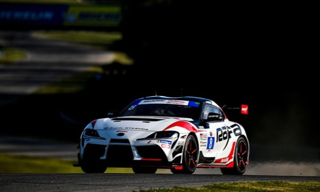 Westin Workman Holds Off Field to Win VP Racing SportsCar Challenge Race 1 at VIR
