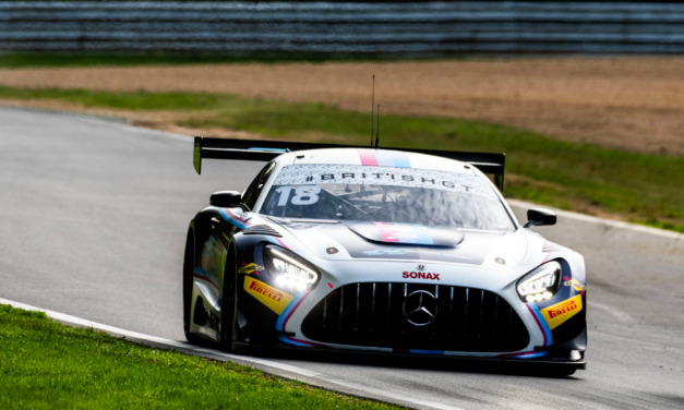 British GT Brands Hatch: 2 Seas storm to GT3 pole, Optimum keep GT4 hopes alive for Stanton
