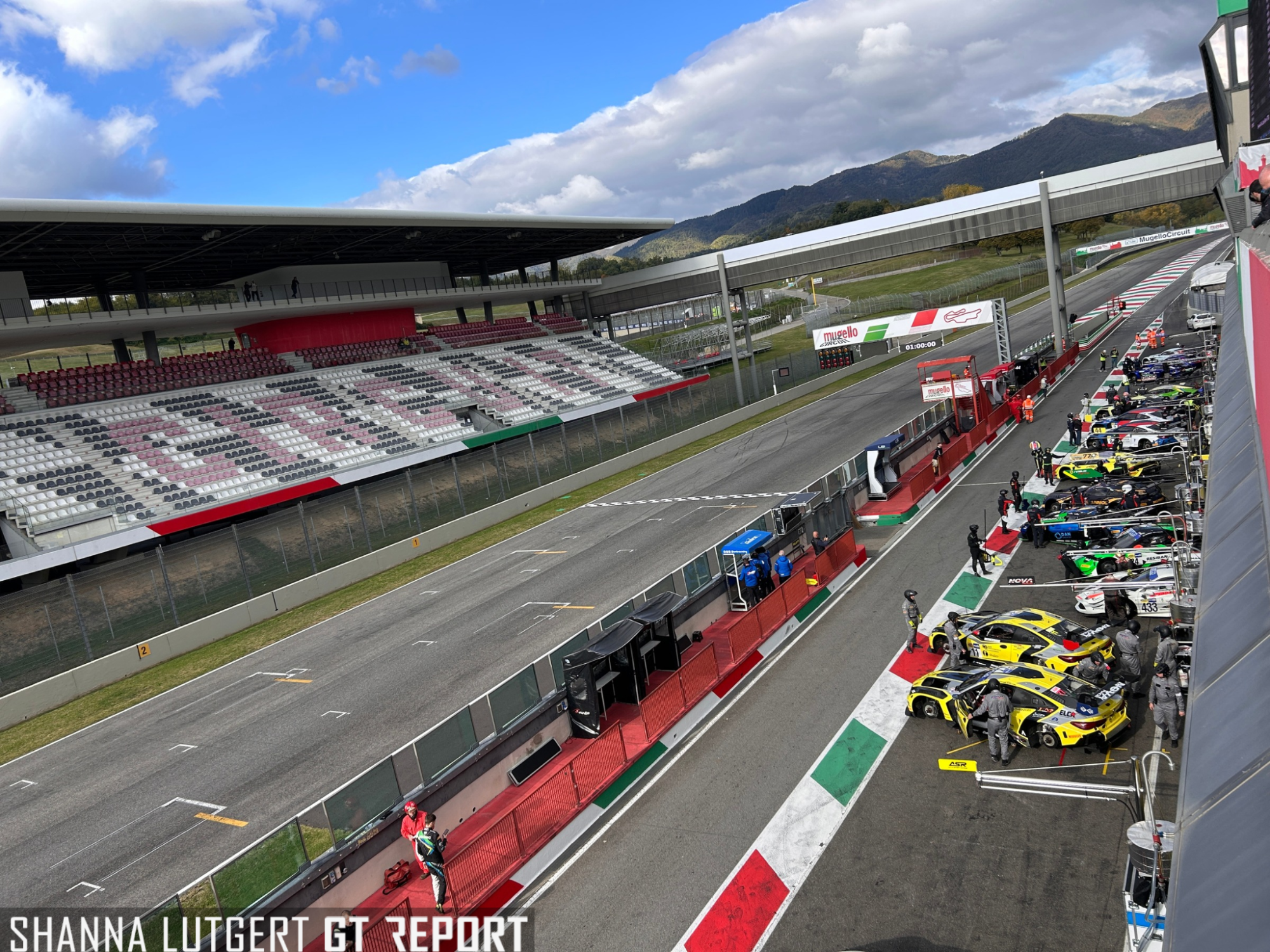 Italian GT Mugello: Porsche and Mercedes split pace honours on practice day
